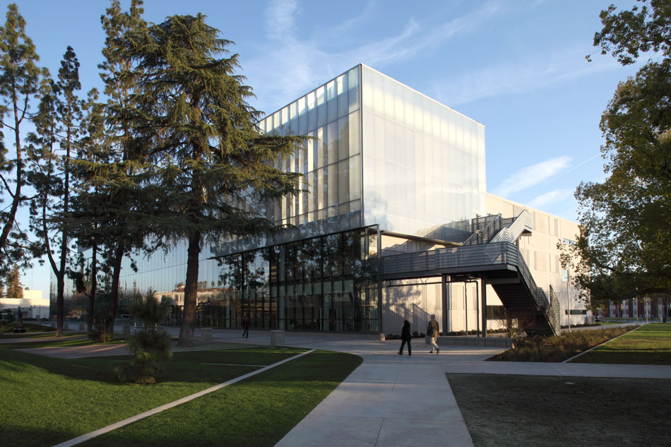 FRESNO STATE UNIVERSITY LIBRARY, CSU FRESNO AC Martin